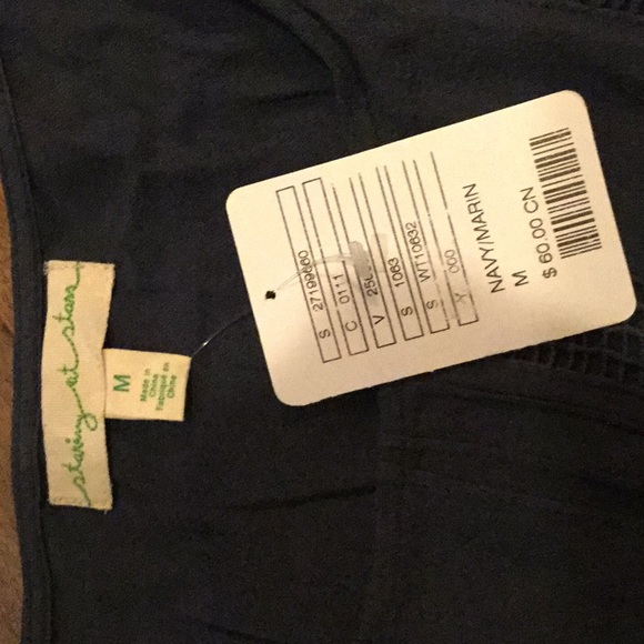 Blouse/Top - Picture 2 of 4